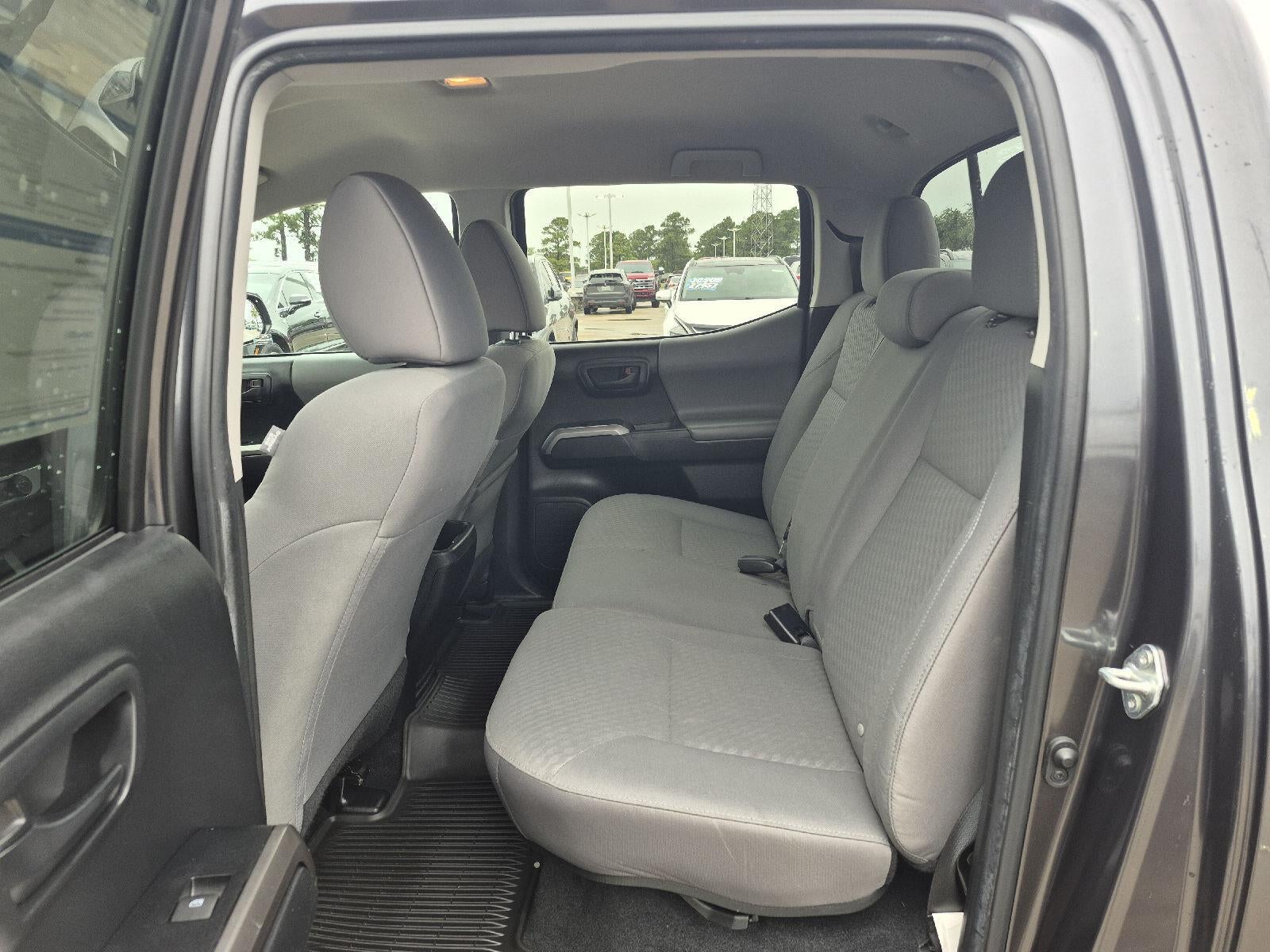 2022 Toyota Tacoma SR5 V6