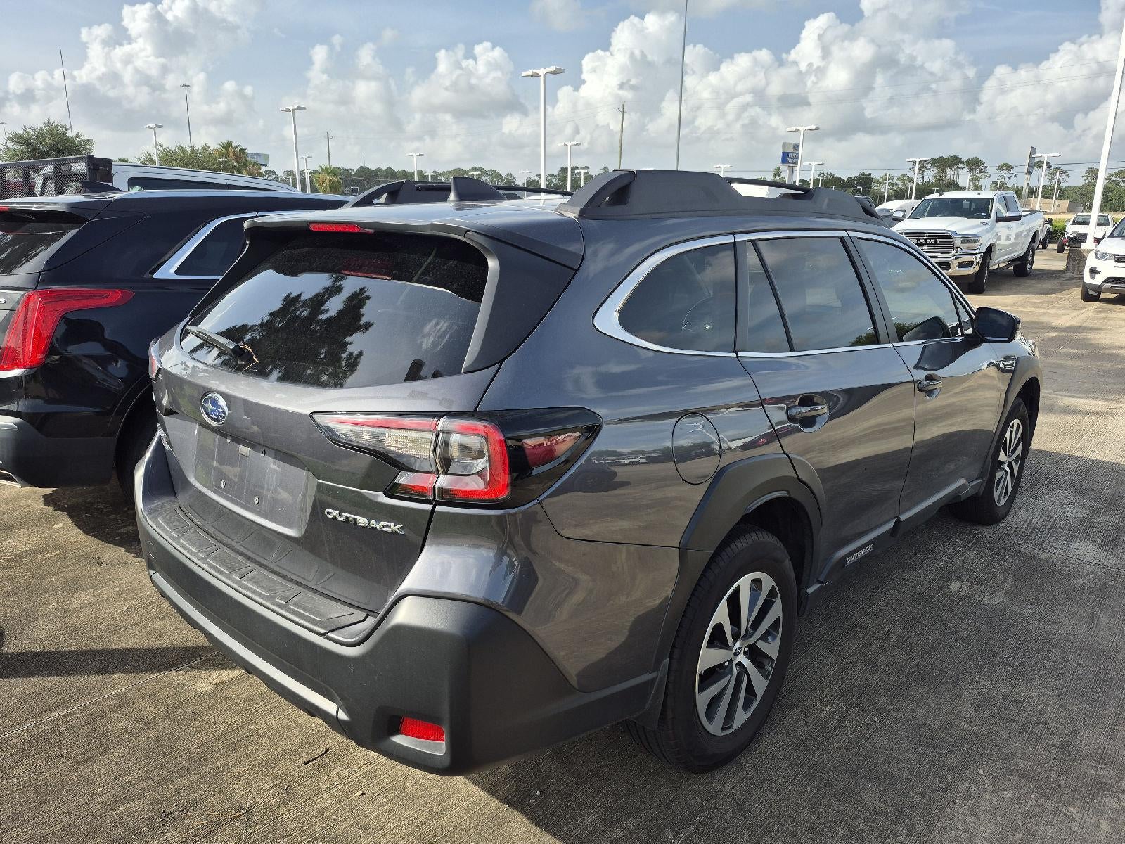 2024 Subaru Outback Premium