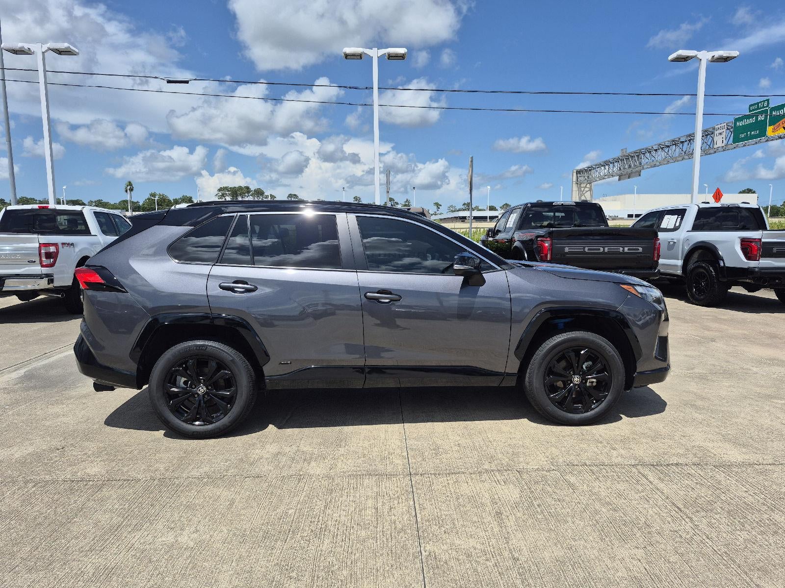 2025 Toyota RAV4 Hybrid XSE