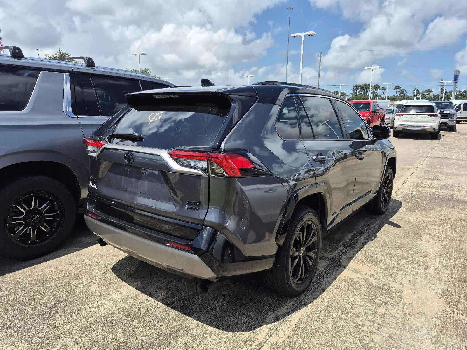 2025 Toyota RAV4 Hybrid XSE