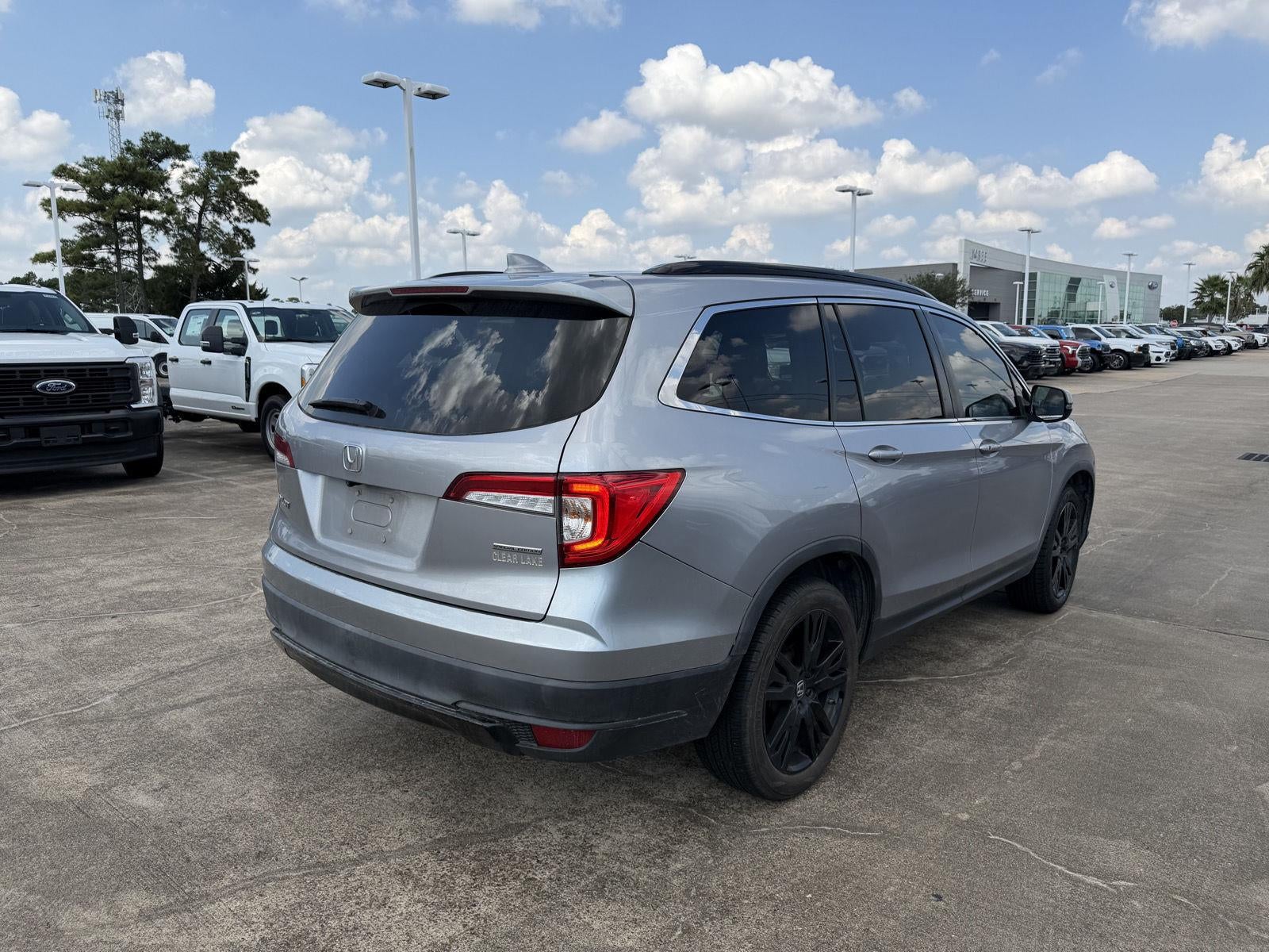 2022 Honda PILOT Base