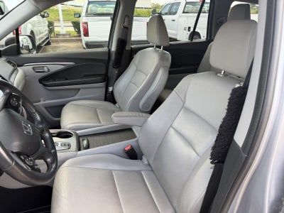 2022 Honda PILOT Base
