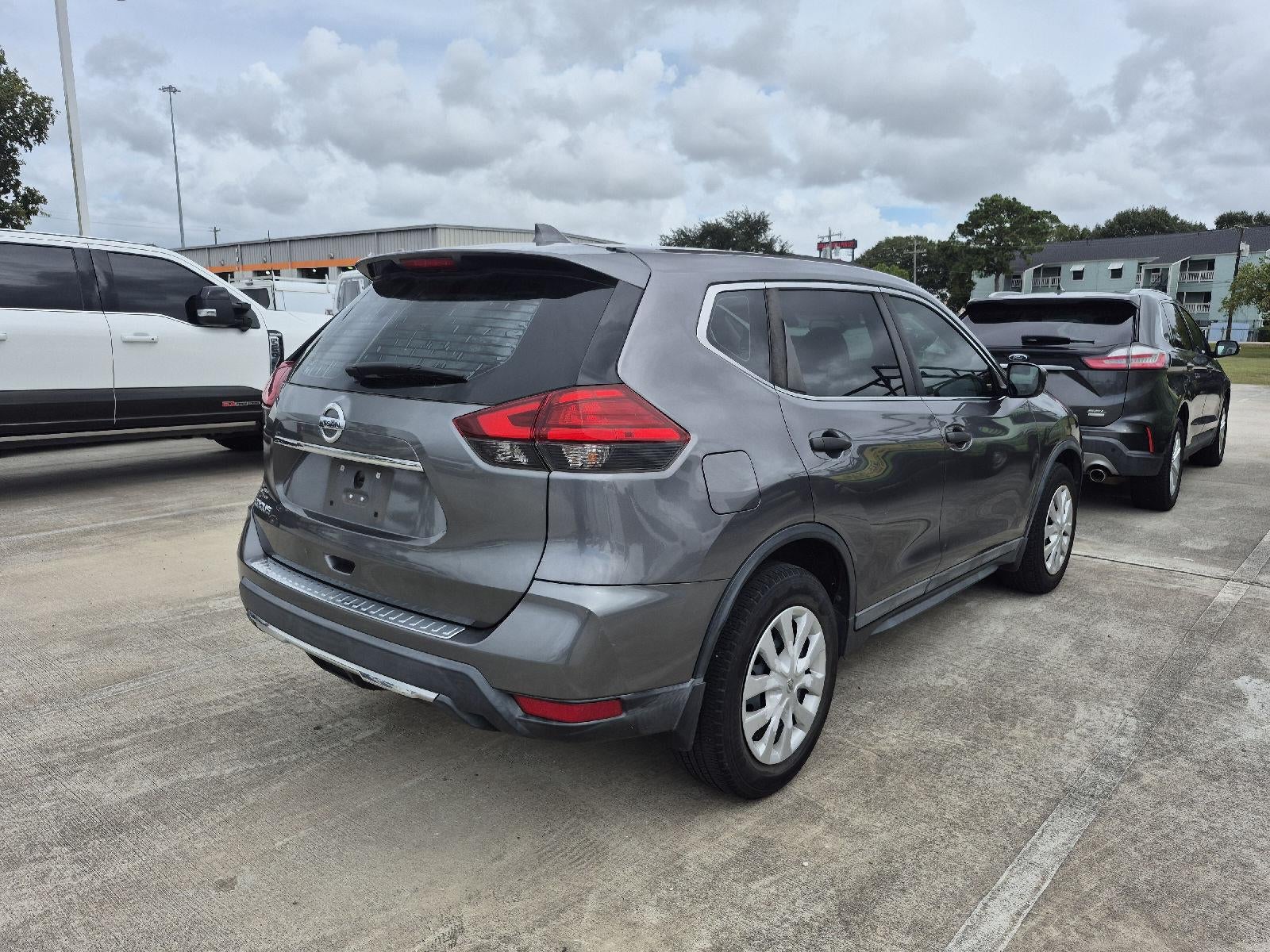 2017 Nissan Rogue S