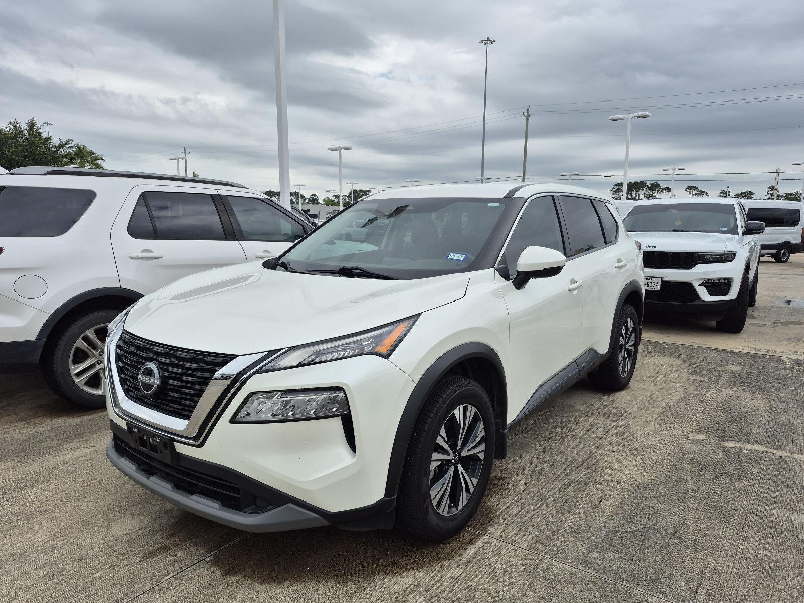 2022 Nissan Rogue SV