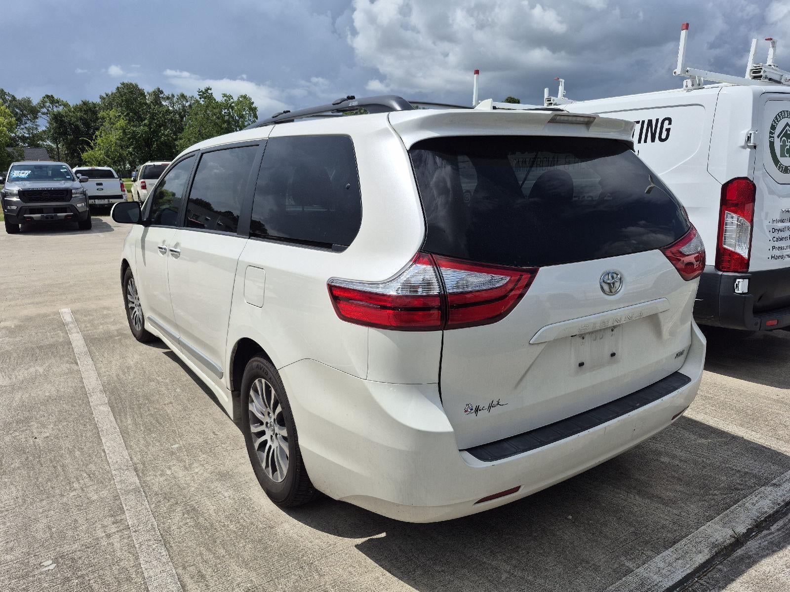2019 Toyota Sienna XLE 8-Passenger