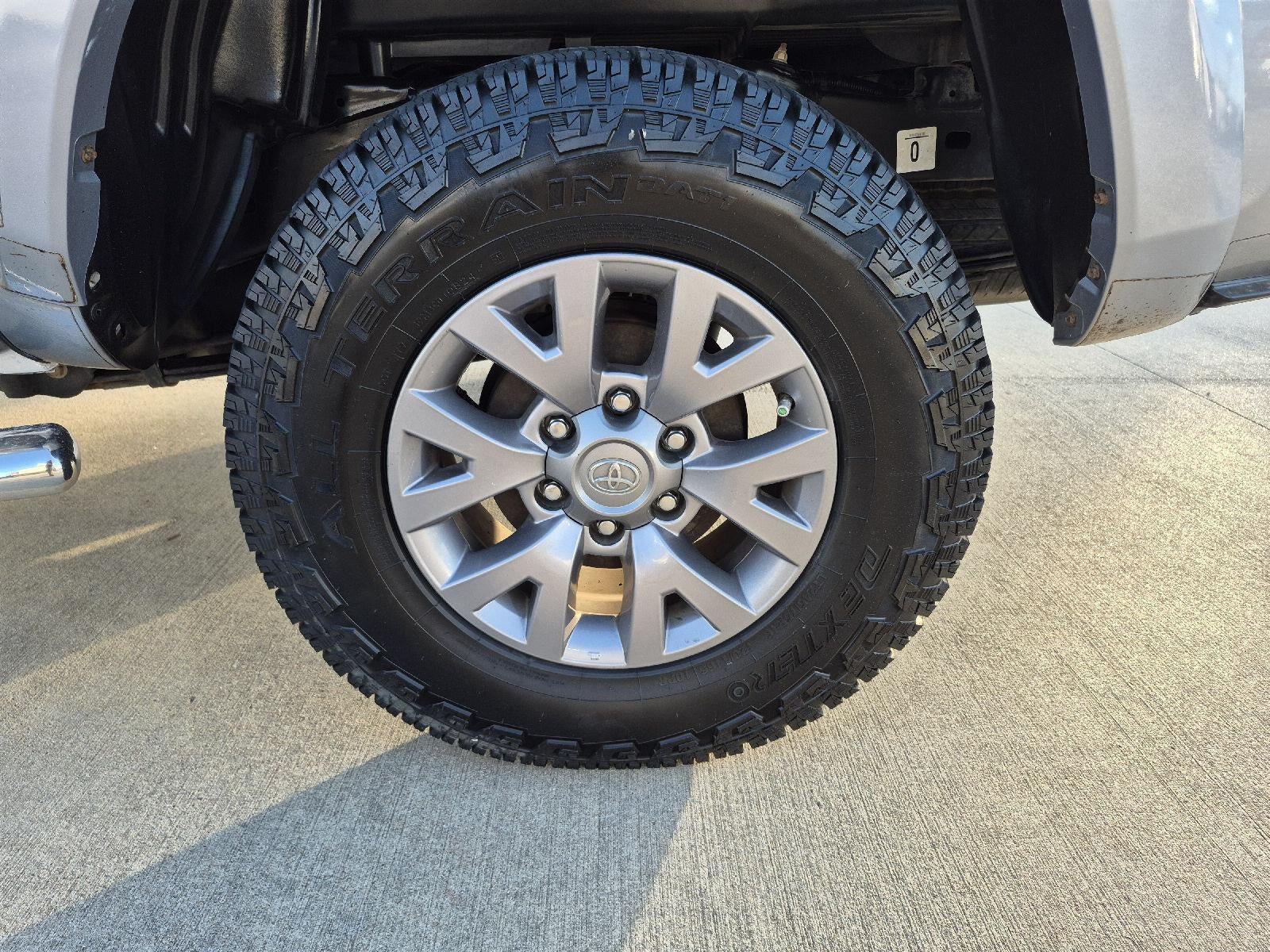 2019 Toyota Tacoma SR5 V6