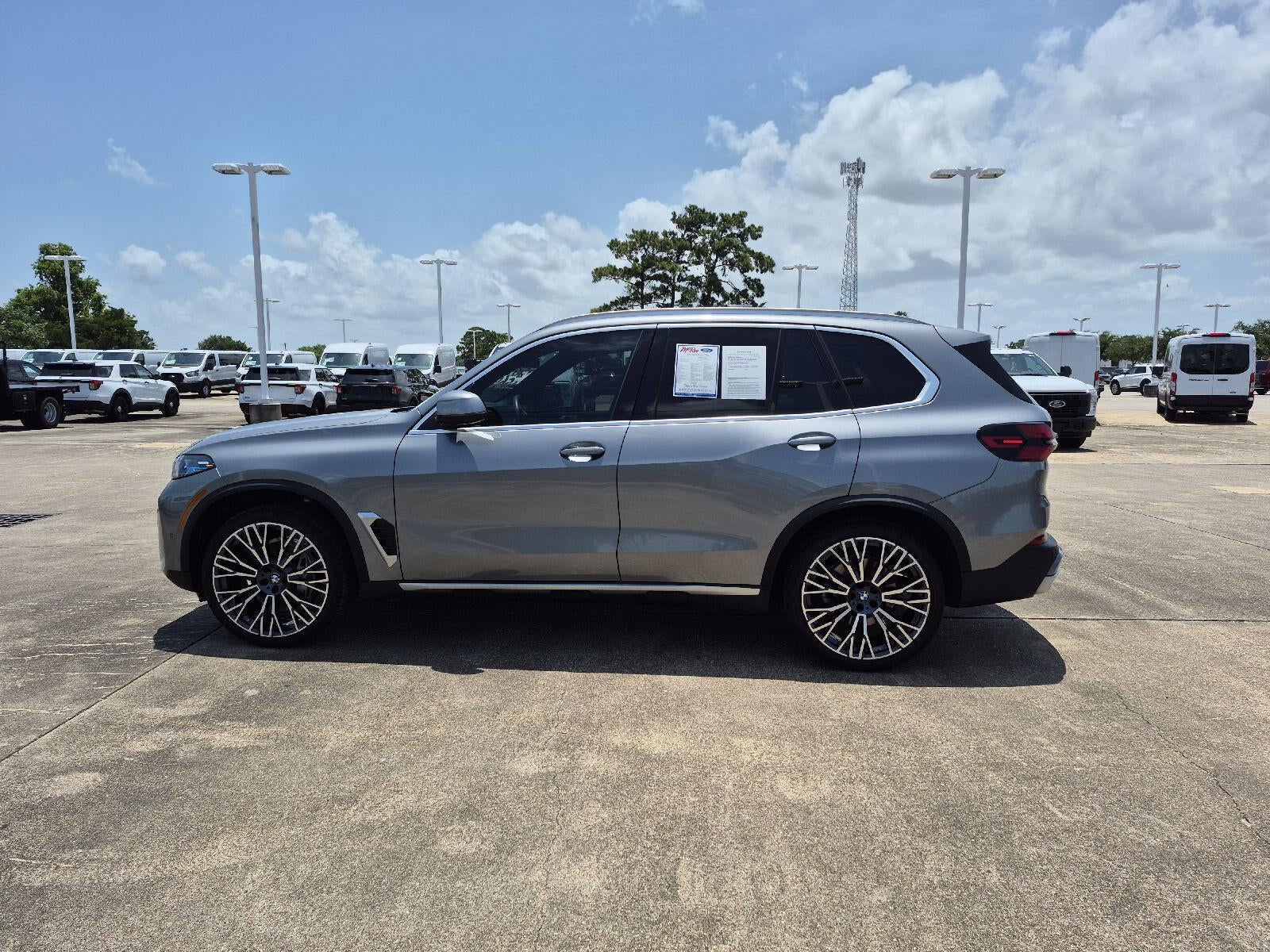 2025 BMW X5 sDrive40i