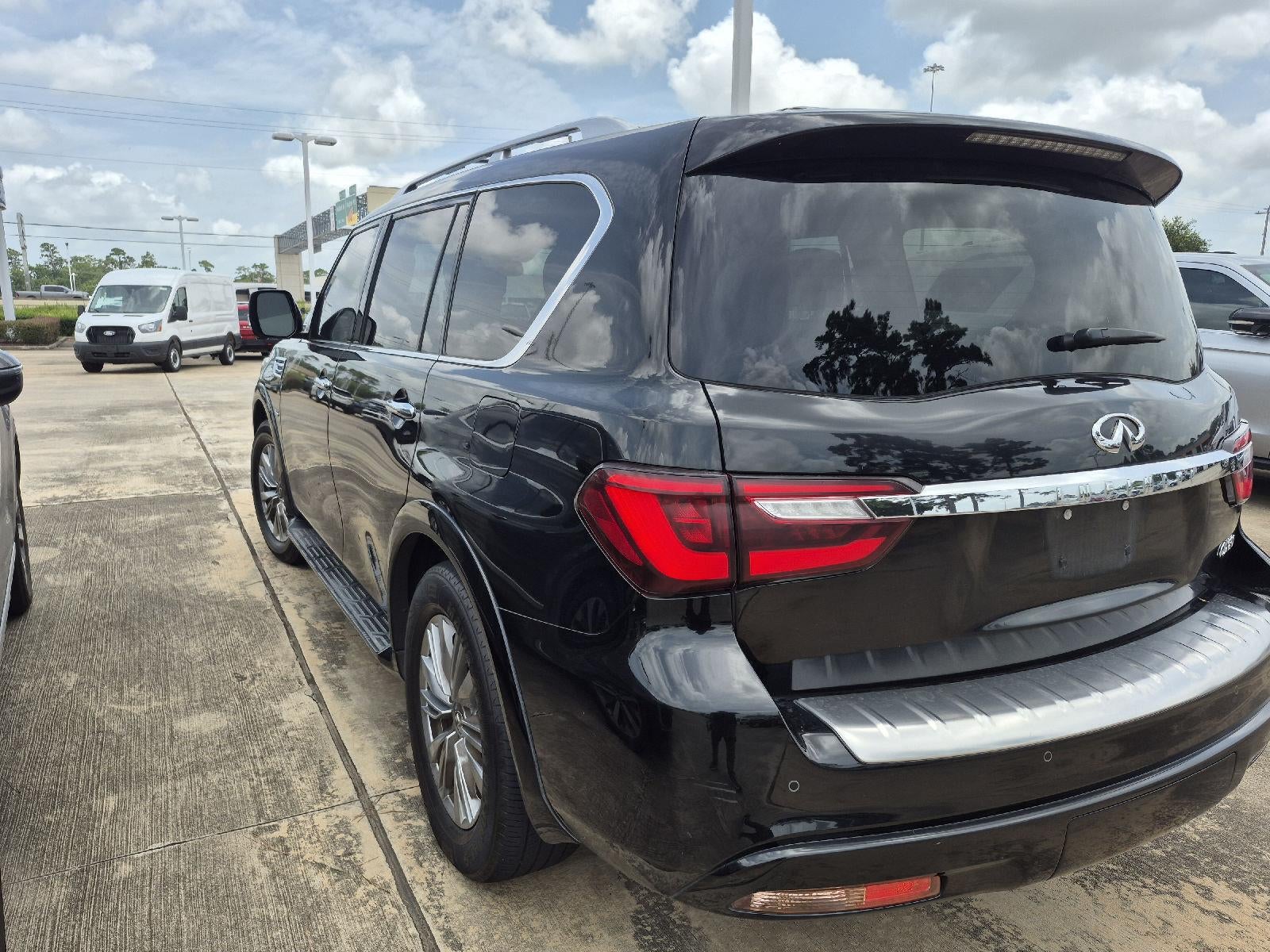 2019 INFINITI QX80 LUXE