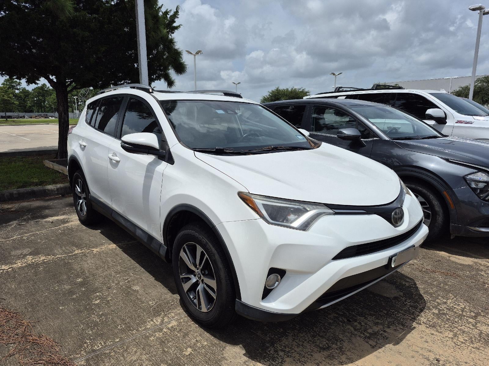 2018 Toyota RAV4 XLE
