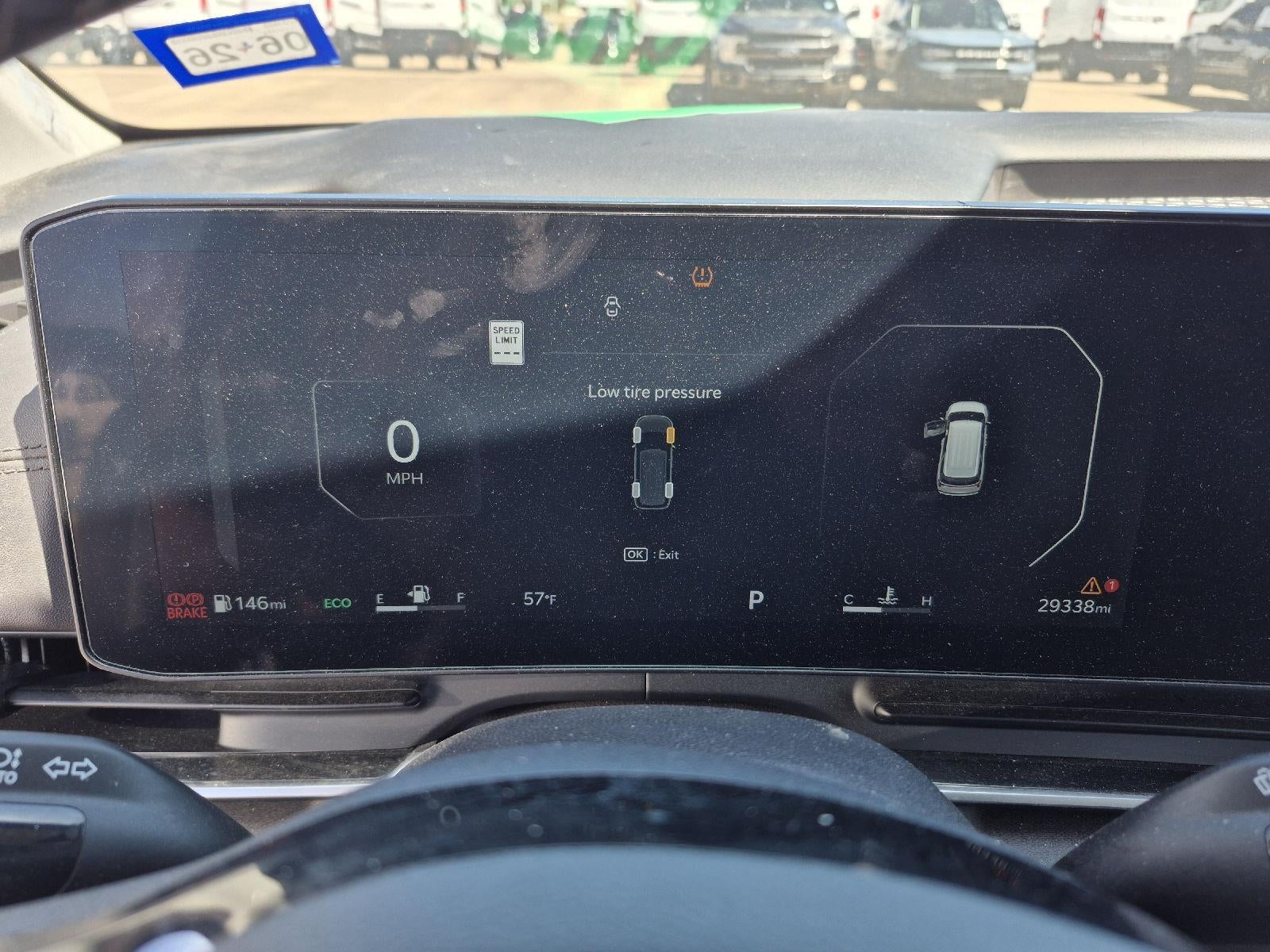 2025 Kia Carnival SX