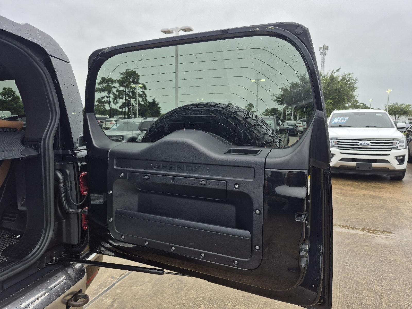 2023 Land Rover Defender S